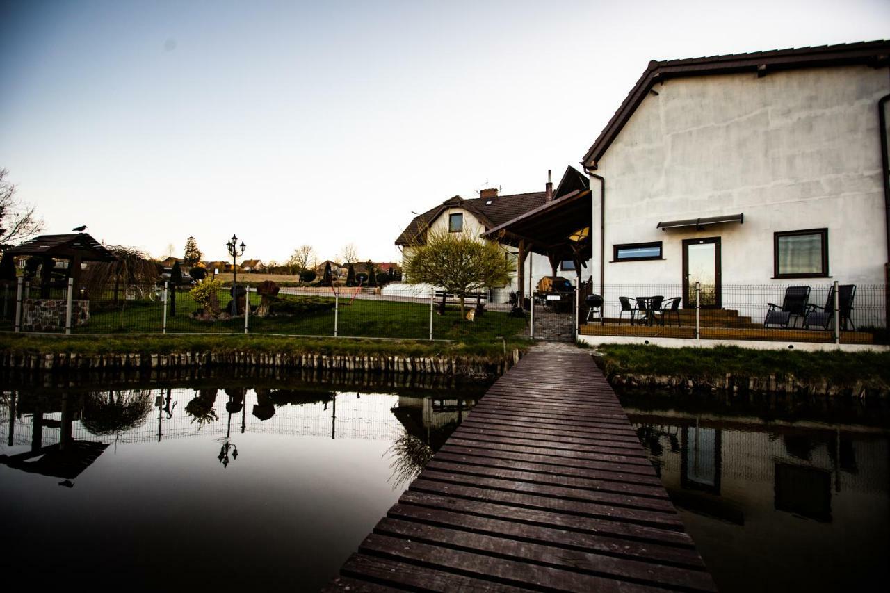 Agroturystyka "Na Lakach" Garczegorze Luaran gambar